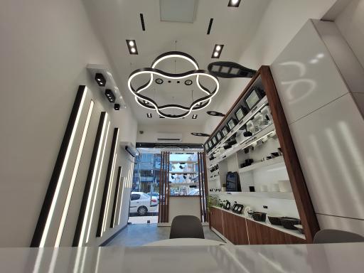 عکس فروشگاه روشنایی اکووات