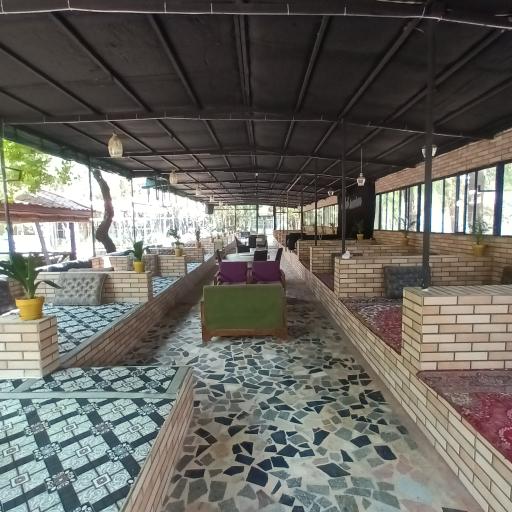 عکس باغ رستوران اریکه ایرانیان