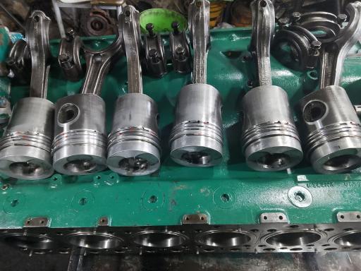 عکس تعمیرگاه مشهد تراک (سید هادی)