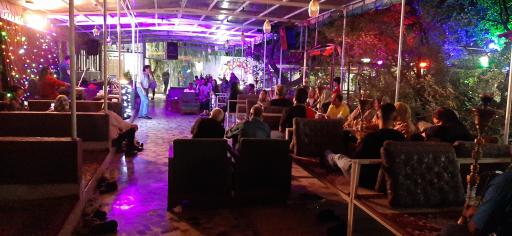 عکس باغ رستوران اریکه ایرانیان