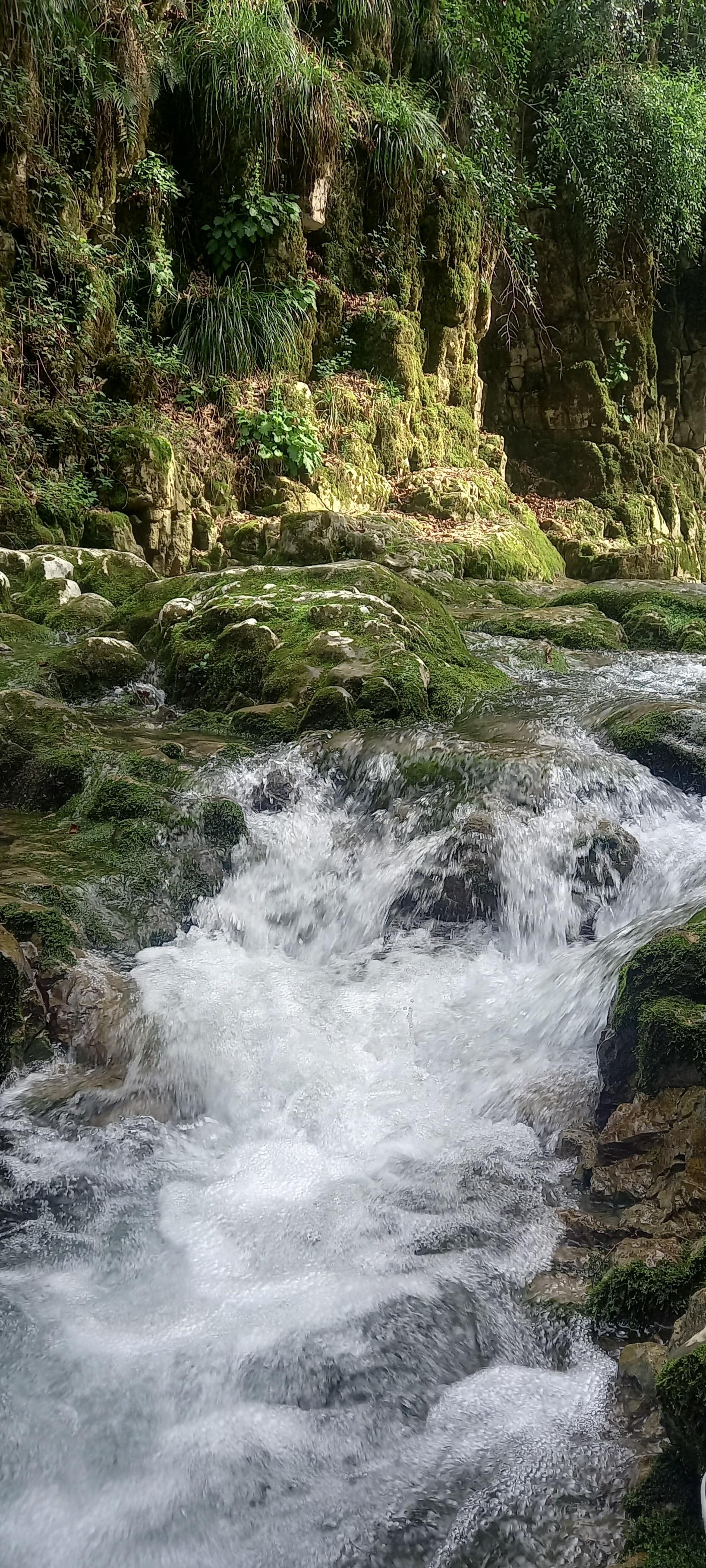 عکس آبشار کوهسر