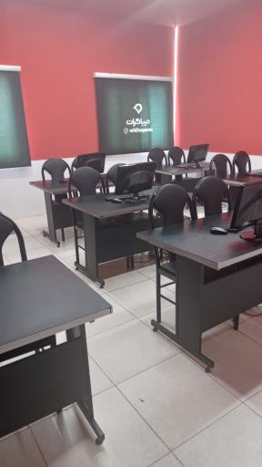 عکس مجتمع فنی مهندسی دیباگران