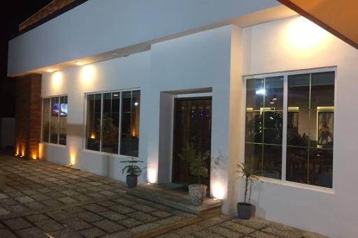 عکس کافه رستوران لئا