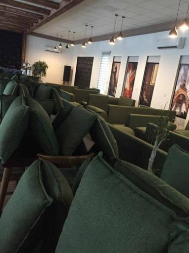 عکس کافه رستوران لئا