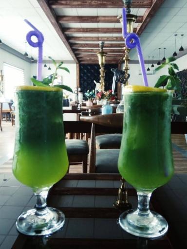 عکس کافه رستوران لئا