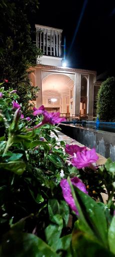 بومگردی عطار میبد