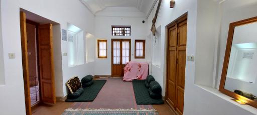 بومگردی عطار میبد