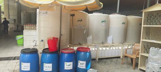 عکس کارگاه تولیدی عرقیات و آبلیمو ژاله