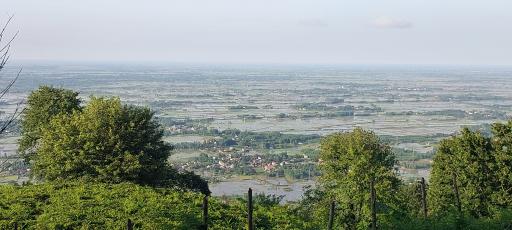 ایستگاه تله کابین لاهیجان