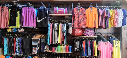 عکس پوشاک ورزشی فینال