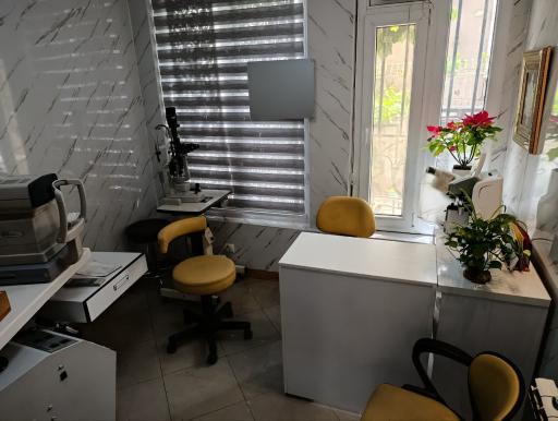 عکس عینک آزادی