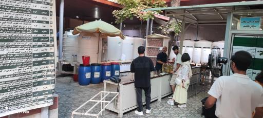 عکس کارگاه تولیدی عرقیات و آبلیمو ژاله