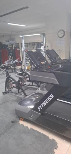 عکس باشگاه بدنسازی علمدار