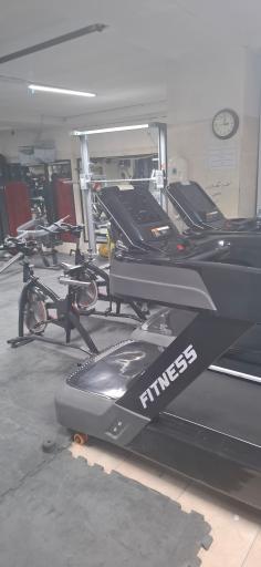 عکس باشگاه بدنسازی علمدار