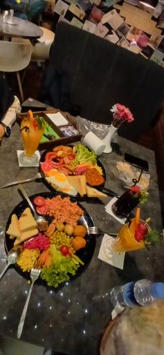 عکس کافه رستوران ژوان