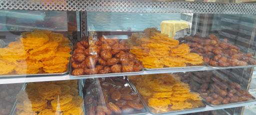 عکس کافه قنادی کارون