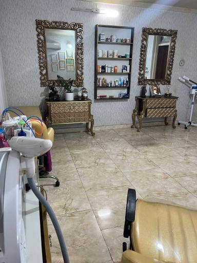 عکس کلینیک پزشکی، زیبایی و لیزر ارغوان