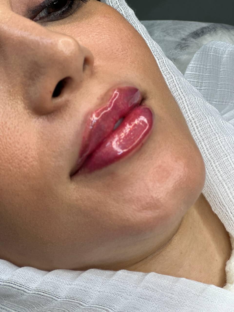 عکس مرکز تخصصی پوست و مو لیزر شری