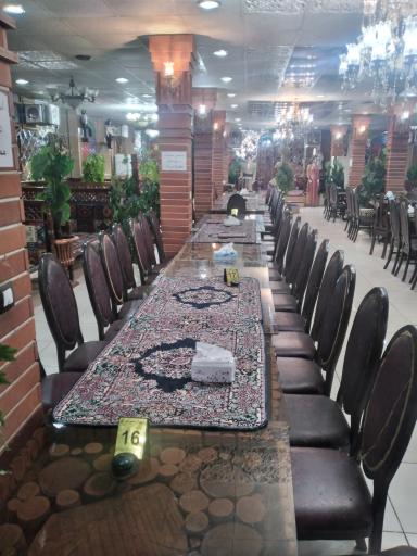 عکس تالار و رستوران سنتی شب گل