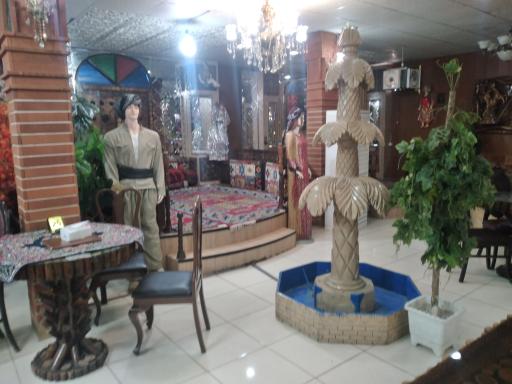 عکس تالار و رستوران سنتی شب گل