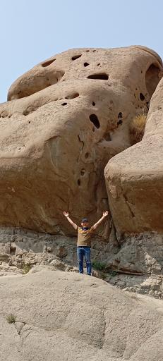 عکس آدمک های سنگی روستای وردیج