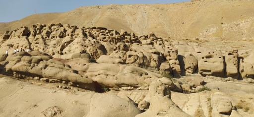 عکس آدمک های سنگی روستای وردیج