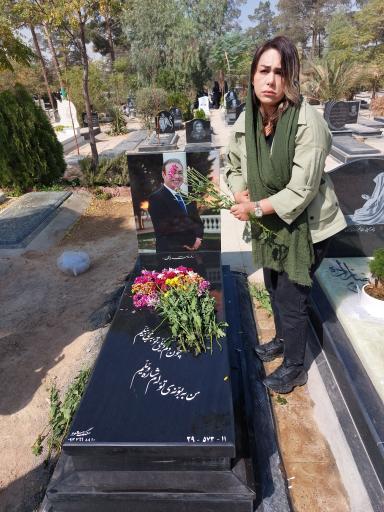 عکس مزار حسین بابایی