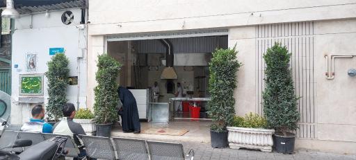 عکس نانوایی سنگکی سنتی علی بابا