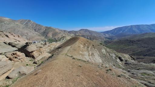 عکس آدمک های سنگی روستای وردیج