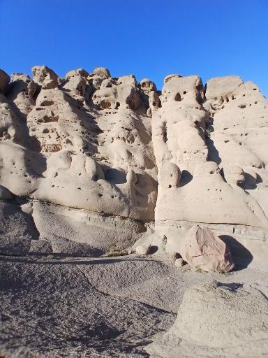 عکس آدمک های سنگی روستای وردیج
