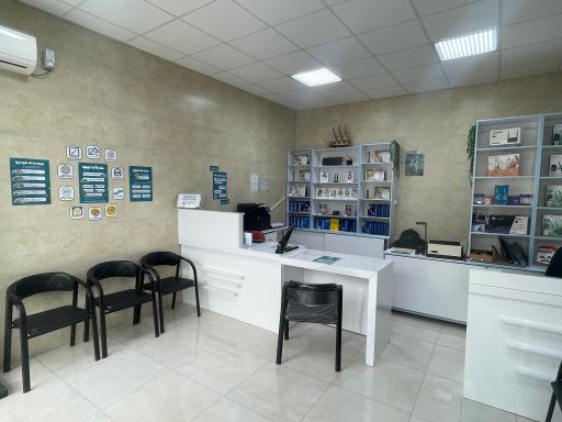 عکس دفتر خدمات الکترونیک مدرن