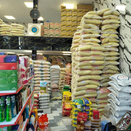 عکس سوپرمارکت برکت