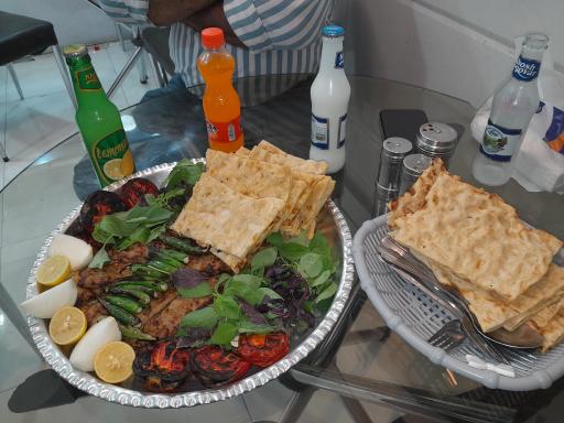 عکس کبابی کمیل