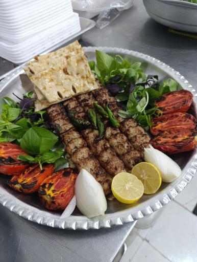 عکس کبابی کمیل