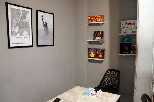 عکس یانگ بویز سنتر