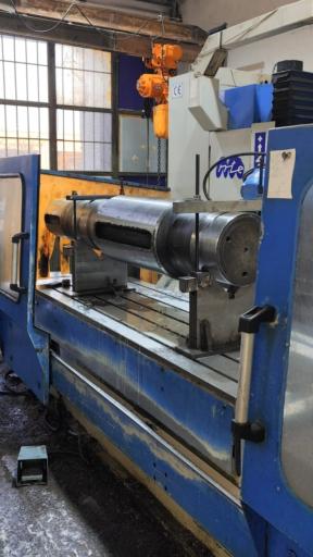 عکس گروه صنعتی شریفی