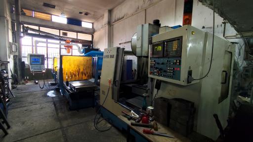 عکس گروه صنعتی شریفی