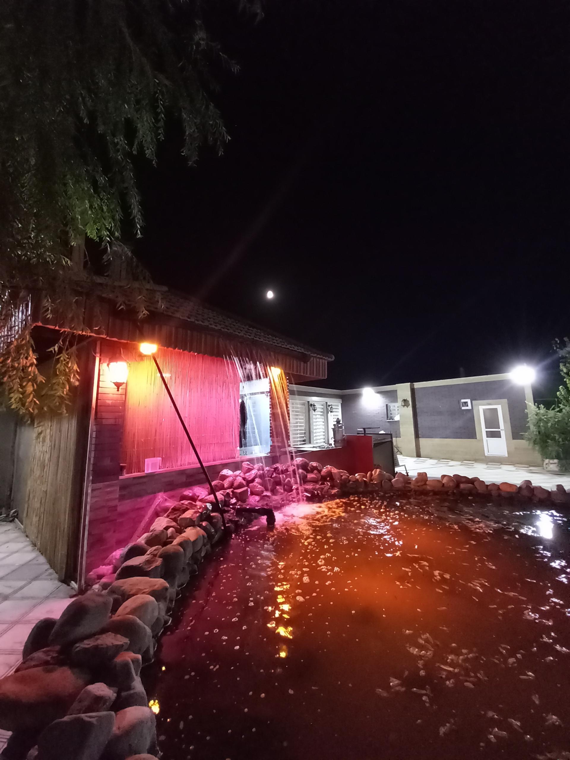 عکس باغ رستوران پارتر