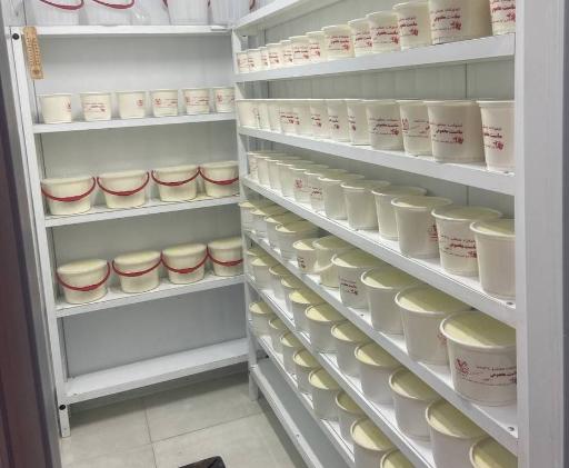 عکس لبنیات سنتی و بستنی دالاهو 