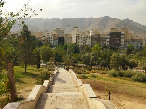 عکس بوستان شهدای آتش‌نشان