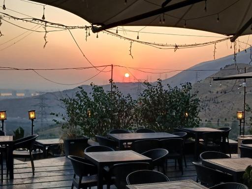 عکس رستوران لمیاء