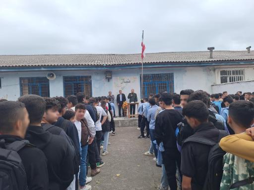 عکس دبیرستان شهید باهنر