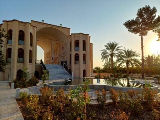 عکس مجموعه باغ خان