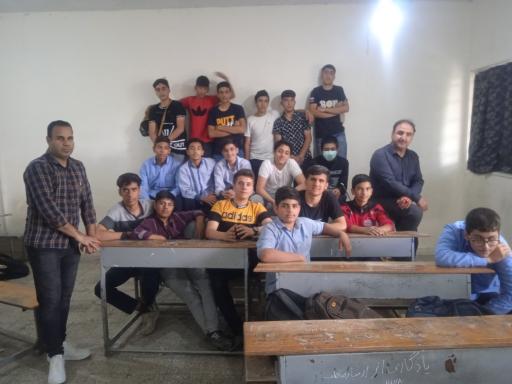 عکس دبیرستان شهید محمود ظهوریان قشقایی