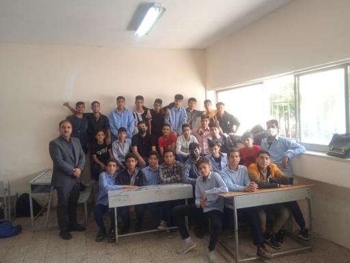 عکس دبیرستان شهید محمود ظهوریان قشقایی