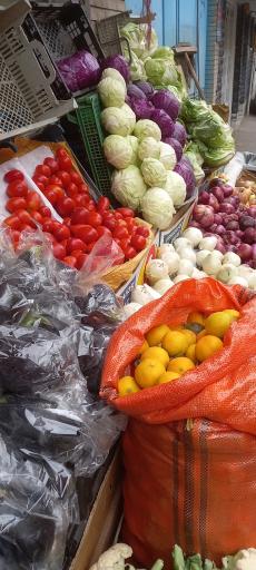 عکس میوه و سبزی فروشی احمدی 