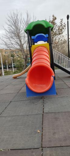 عکس زمین بازی کودکان