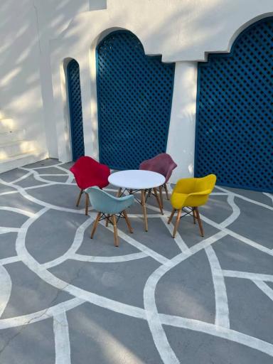 عکس تجهیزات ودکوراسیون اداری و دفتری  تخت جمشید