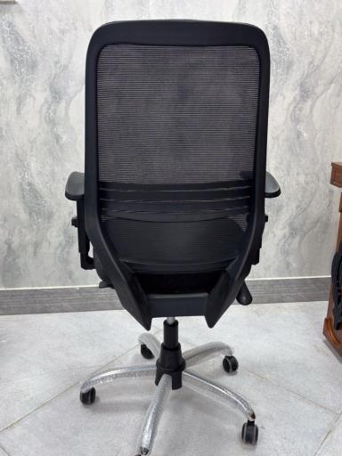 عکس تجهیزات ودکوراسیون اداری و دفتری  تخت جمشید