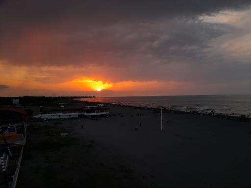 عکس مجتمع تفریحی و گردشگری و اسکله سیترا نوشهر